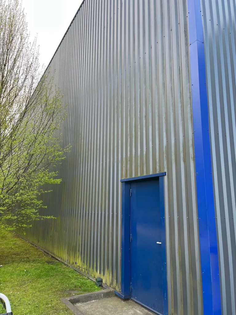 Lavage facade bardage metallique hauteur aix