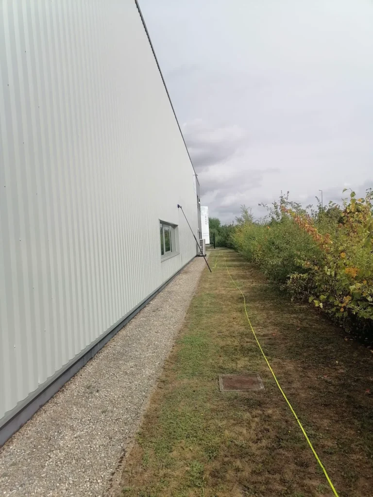 Lavage facade industrielle perche eau osmosee
